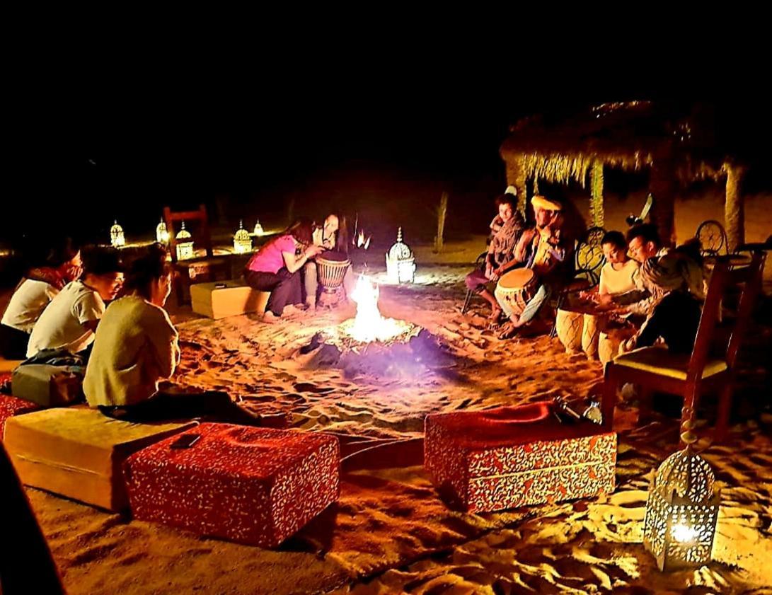 Hotel Sahara Nomad Camp Merzouga Esterno foto